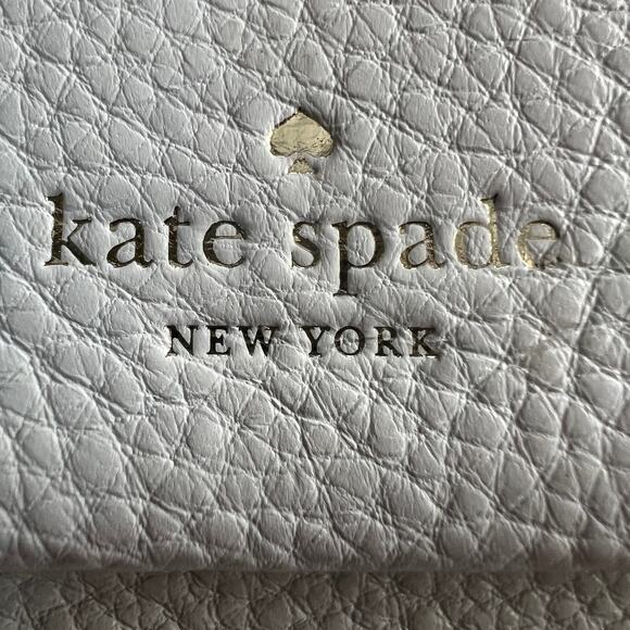 Kate Spade New York White Pebbled Leather Chain Crossbody Shoulder Bag - Picture 3 of 16